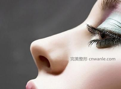 最新<a href='/tag_longbi149.html'>隆鼻</a>術(shù)價格表 隆鼻后護(hù)理注意事項(xiàng)
