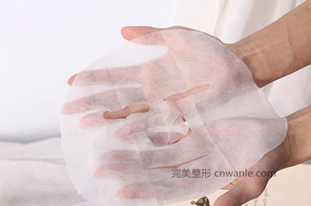 激光點痣會留疤嗎 點痣方法要慎重